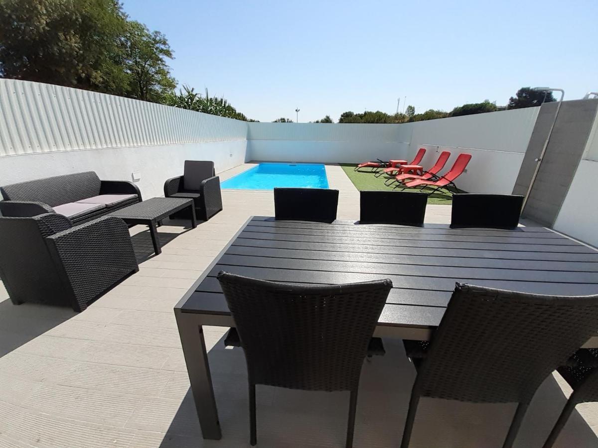 Lisbon Tagus River 2 Suites Private Pool D Almada Exteriér fotografie