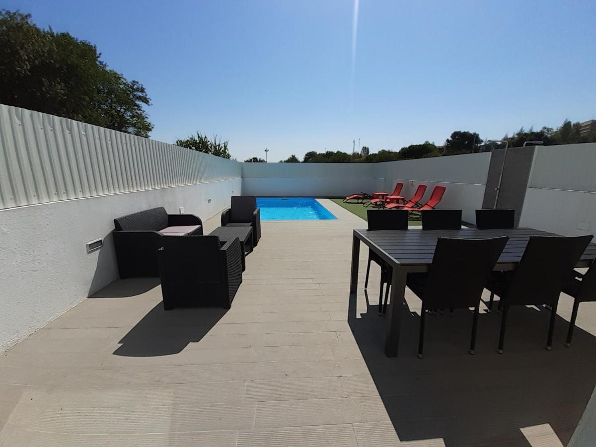 Lisbon Tagus River 2 Suites Private Pool D Almada Exteriér fotografie