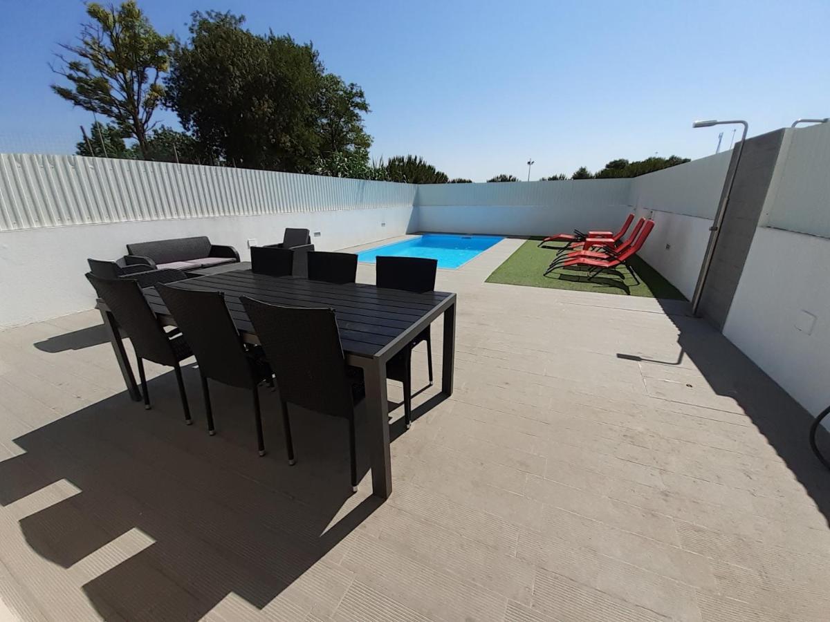 Lisbon Tagus River 2 Suites Private Pool D Almada Exteriér fotografie