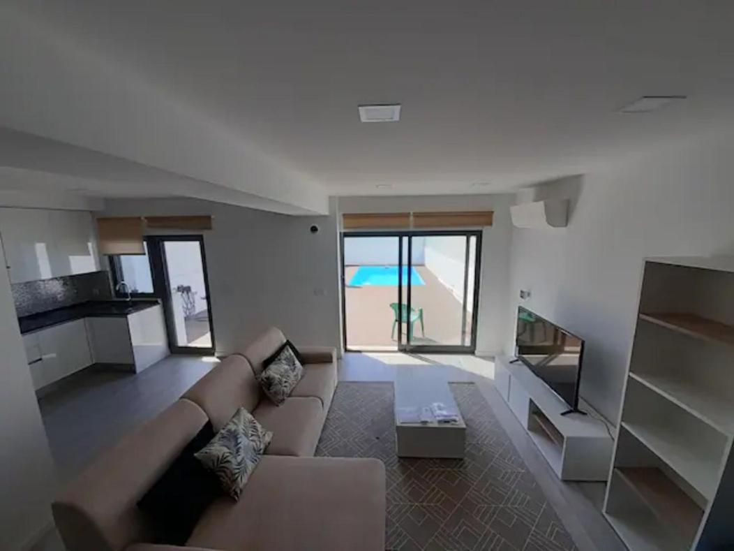 Lisbon Tagus River 2 Suites Private Pool D Almada Exteriér fotografie